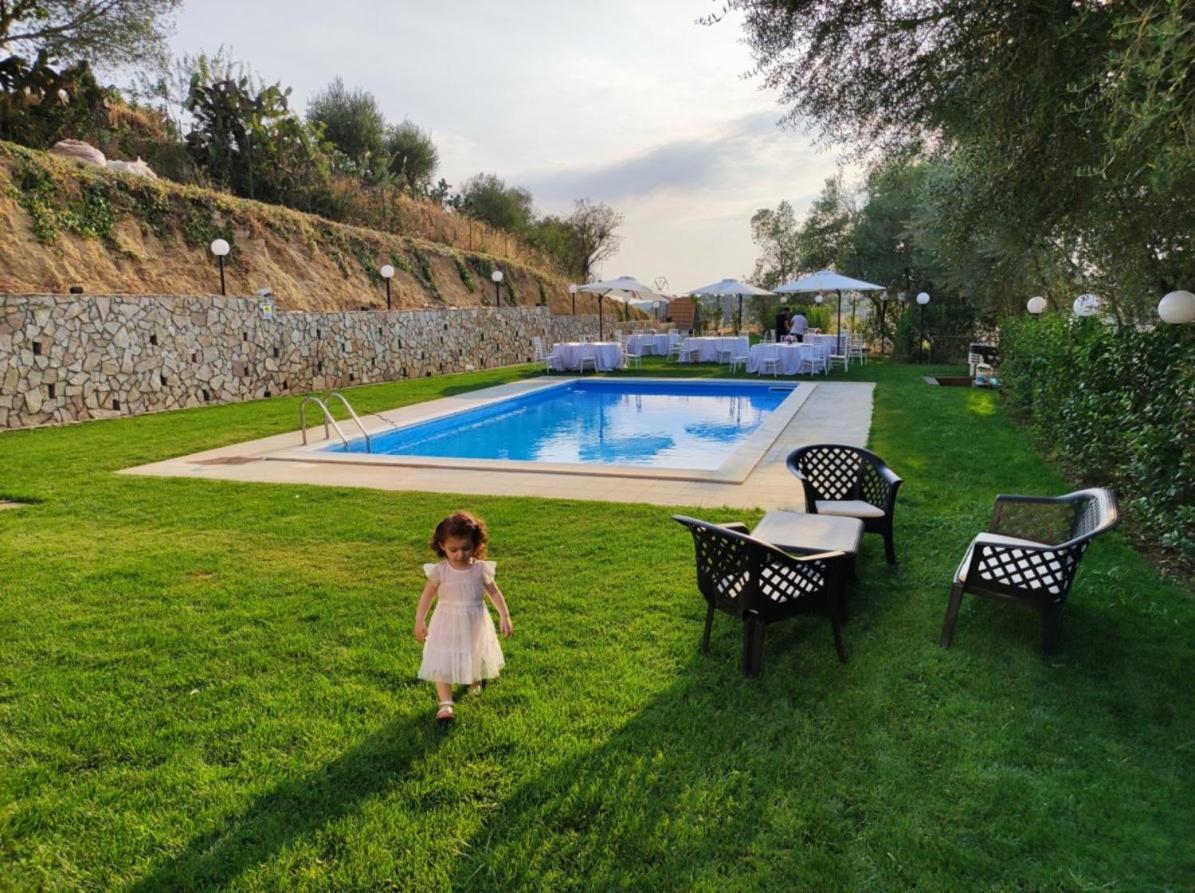 Villa Aurora Калтаджироне Екстериор снимка