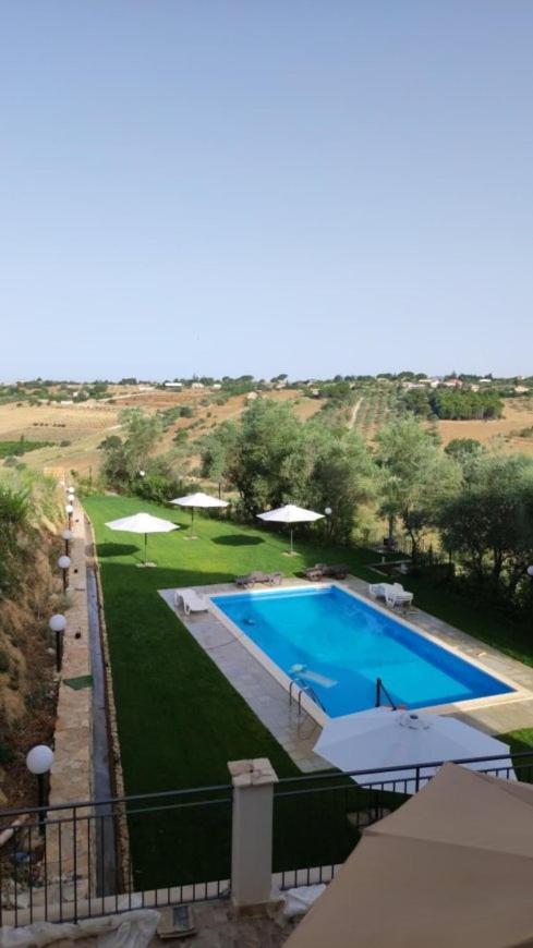 Villa Aurora Калтаджироне Екстериор снимка